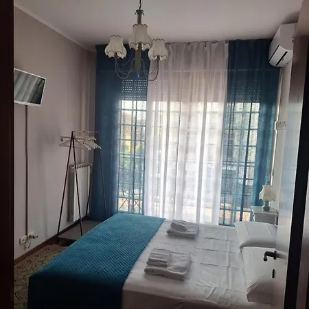 Primopiano アパート アレッツォ